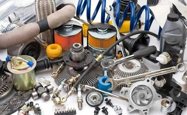 چه عواملی در قیمت قطعات و لوازم ماشین سنگین تاثیرگذارند